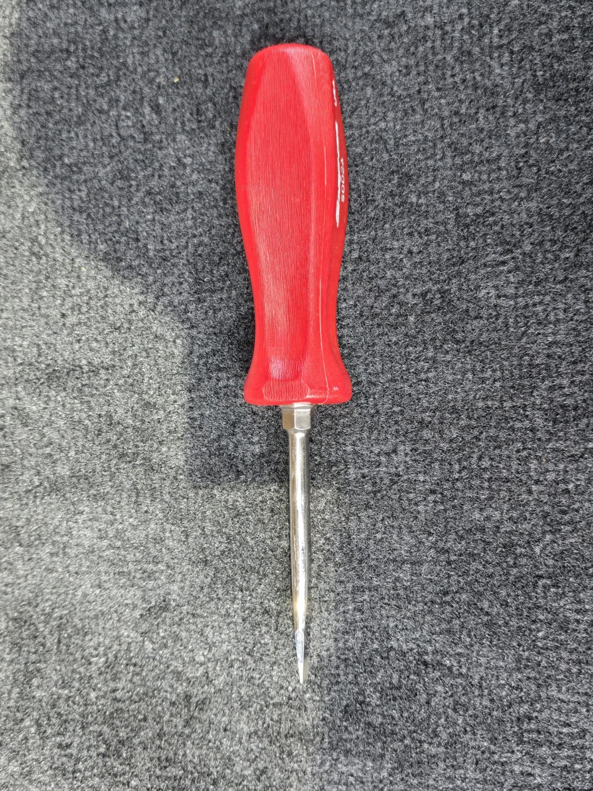 Snap-on ™ Tools USA NEW RED Hard Handle 3/16" Flat Head Screwdriver SDD2AR