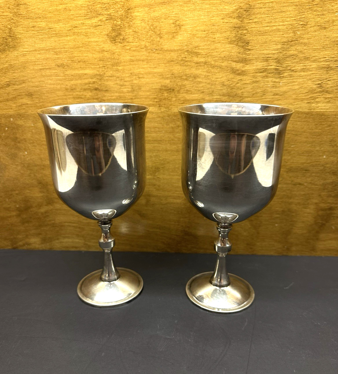 Vintage Set Of 2 ONEIDA Silver Plate 8 Oz Goblets 6 3/8"