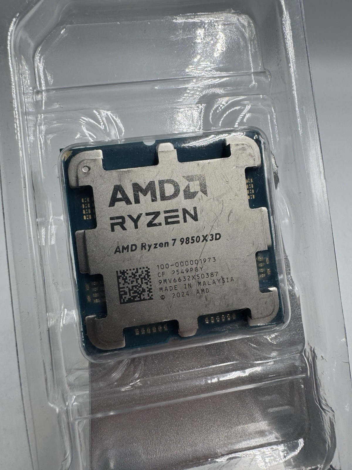 AMD Ryzen 7 9850X3D Desktop Processor New No Box