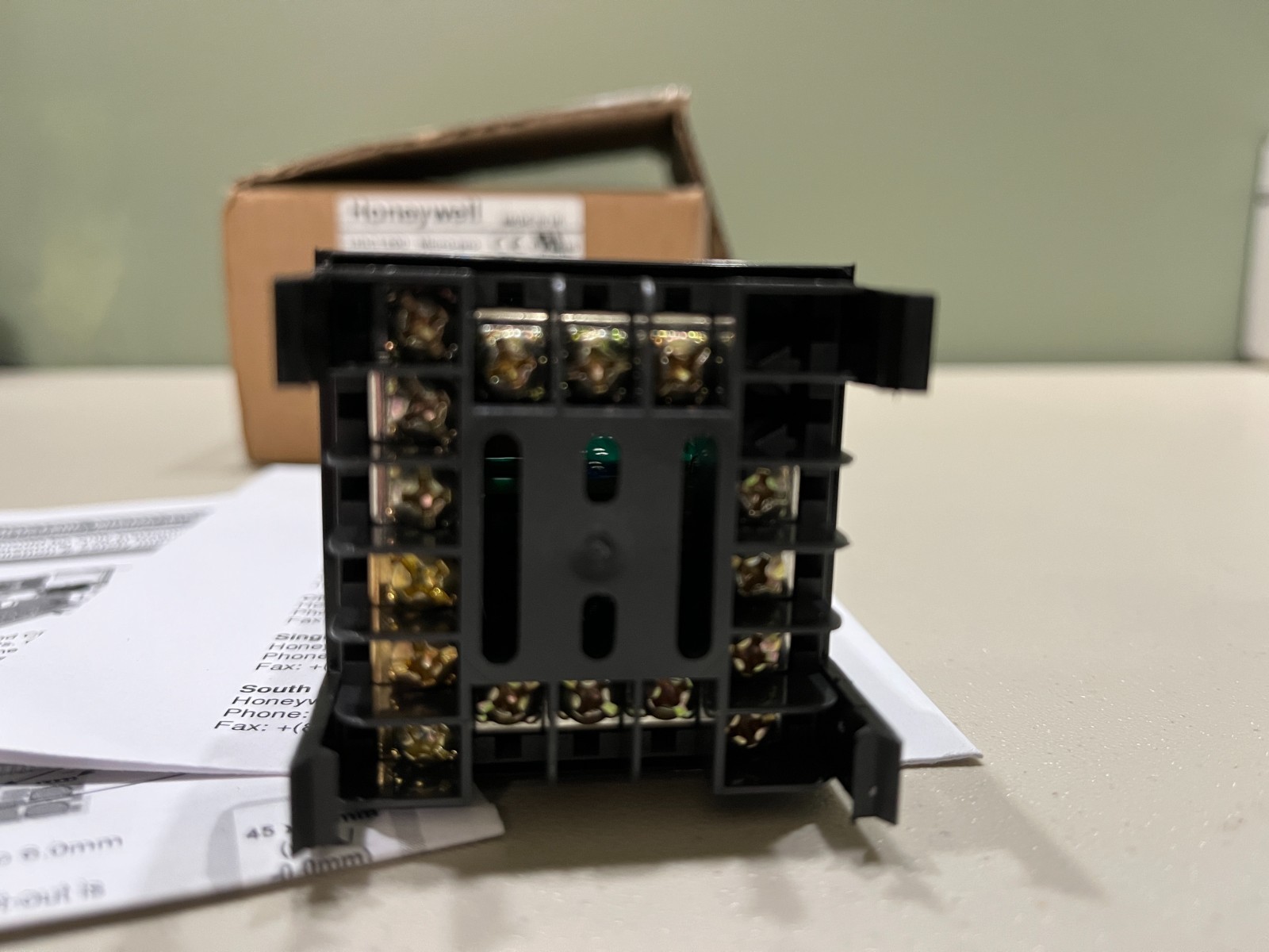 Honeywell UDC1200 Micro-pro DC120L 11002000