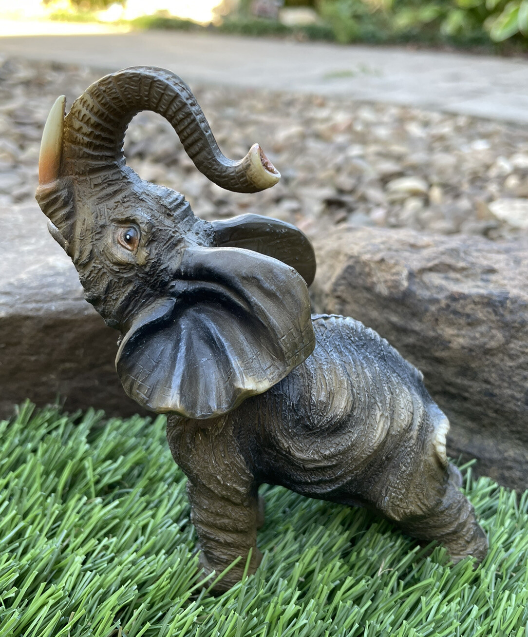 ✅Vtg 4 5/8" Realistic Resin Gray Elephant Figurine Tusks Raising Trunk Up