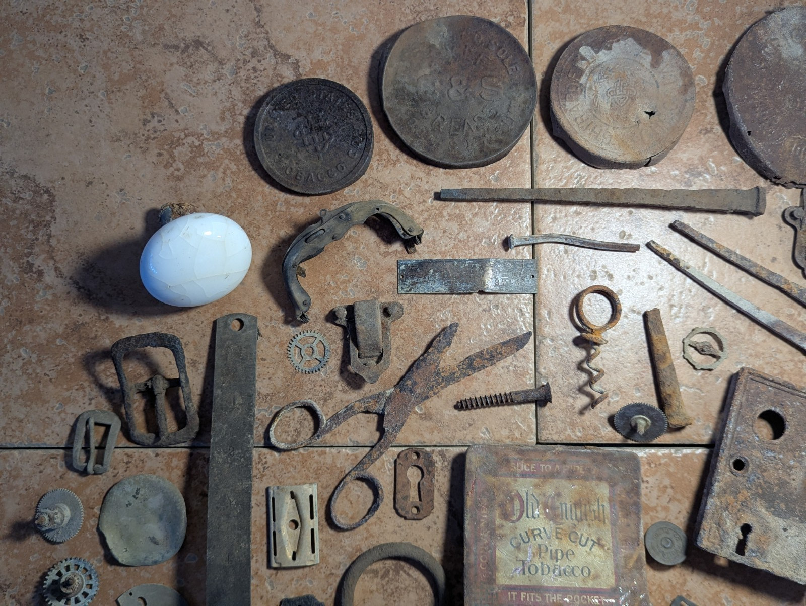 Dug Relics Vintage Iron Axle Grease Tin Door Knob Barrel Spigot Brass Ruler