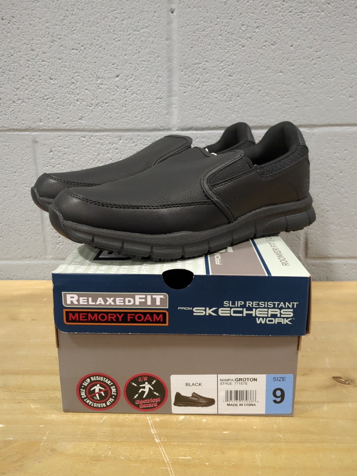 Skechers Shoes Mens 9 Groton Slip Resistant Relaxed Fit Work Slip On