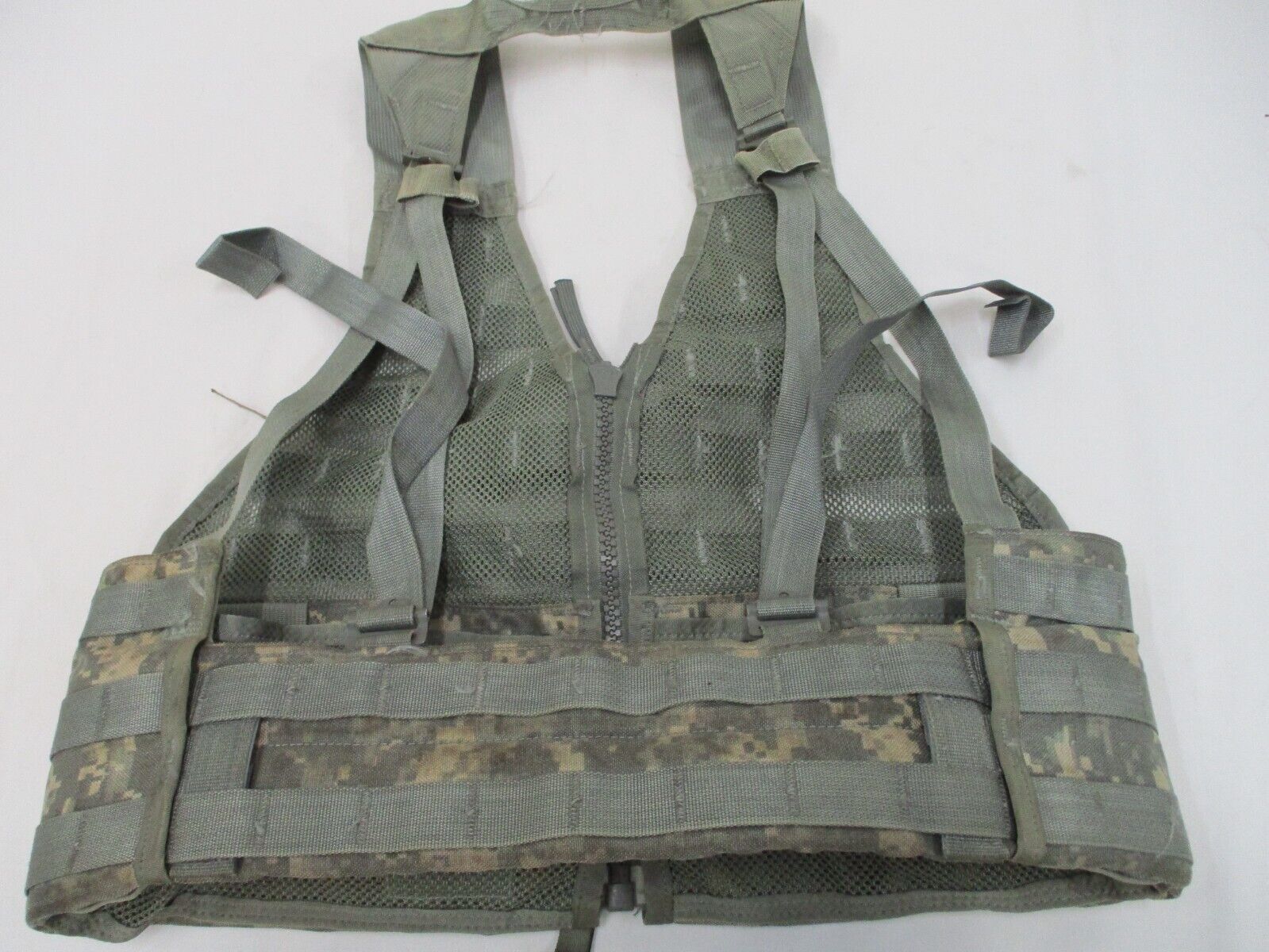 US ARMY MOLLE VEST FLC FIGHTING LOAD CARRIER BEARING EQUIPMENT DIGITAL TACTICAL