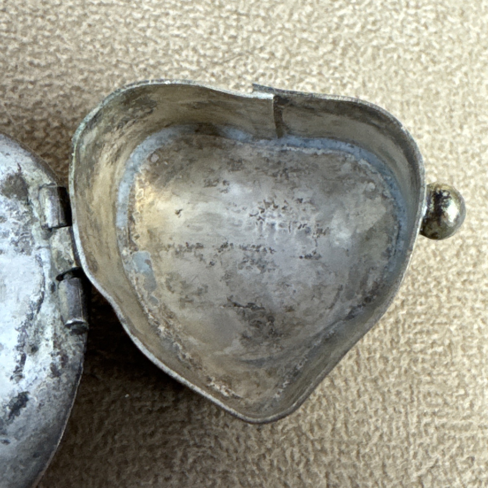 VTG Alpaca Mexico Silver Abalone Shell Inlay Pill Box Trinket-Flower Heart Daisy