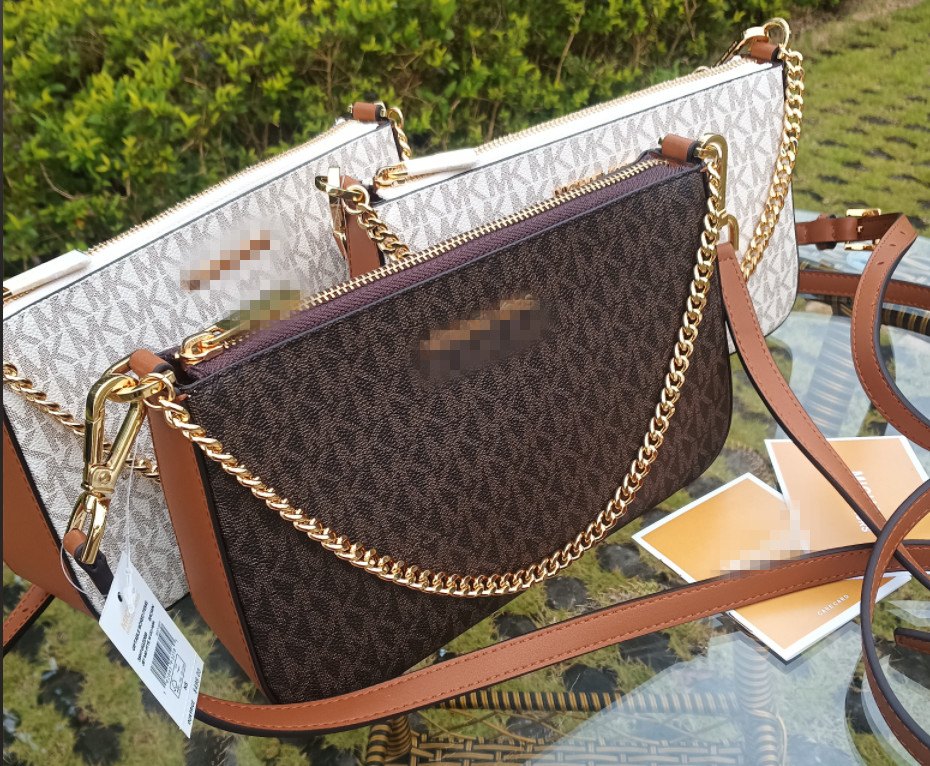 Michael Kors Travel Medium Shoulder bag Crossbody Signature purse