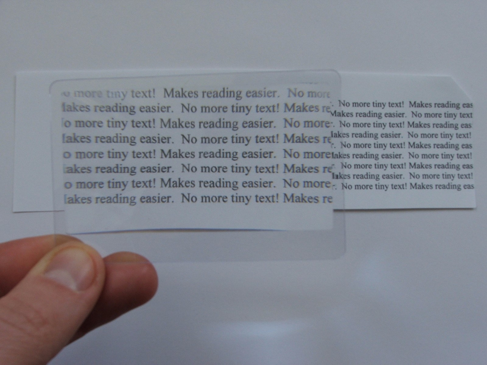 6 PACK CREDIT CARD MAGNIFIER - 3X MAGNIFYING FRESNEL LENS