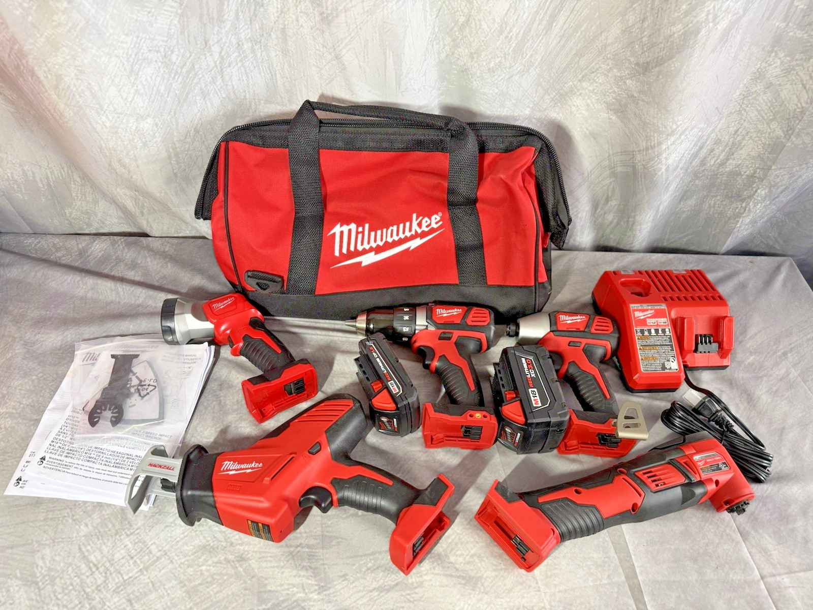 MILWAUKE 2694-25 18V Lithium-Ion Cordless Combo Kit (5-Tool) with (2) Batteries