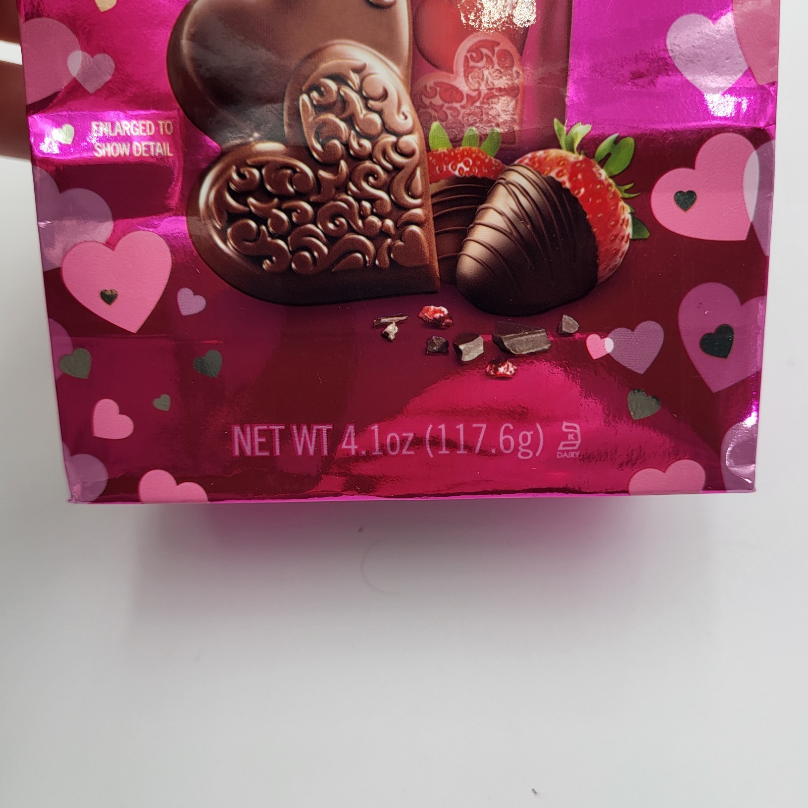 Ghirardelli Hearts Chocolate Covered Strawberry Milk Chocolate 4.1oz BB 10/2026