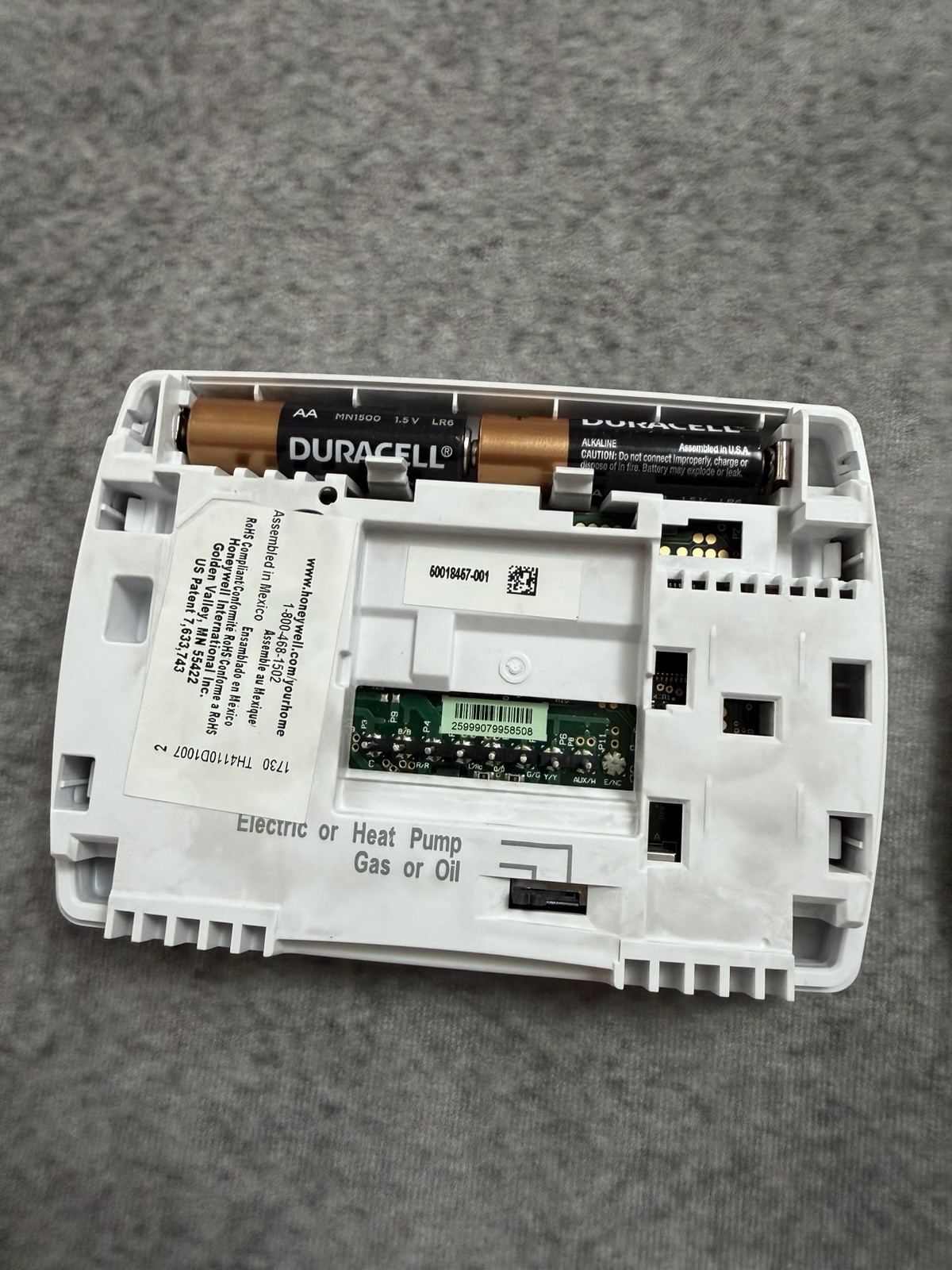 Honeywell PRO 4000 Programmable Thermostat 5-2 Day (TH4110D1007) Base Plate