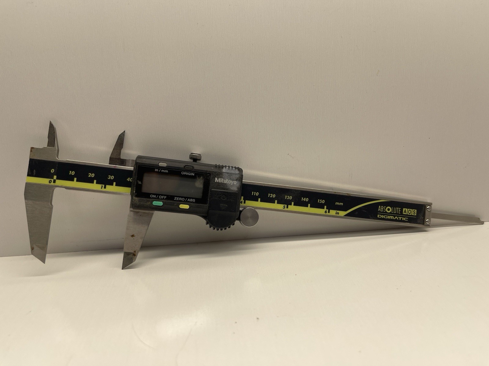 Mitutoyo 6in/150mm Digital Caliper  500-196-30 Model No. CD-6" CS, Made in Japan