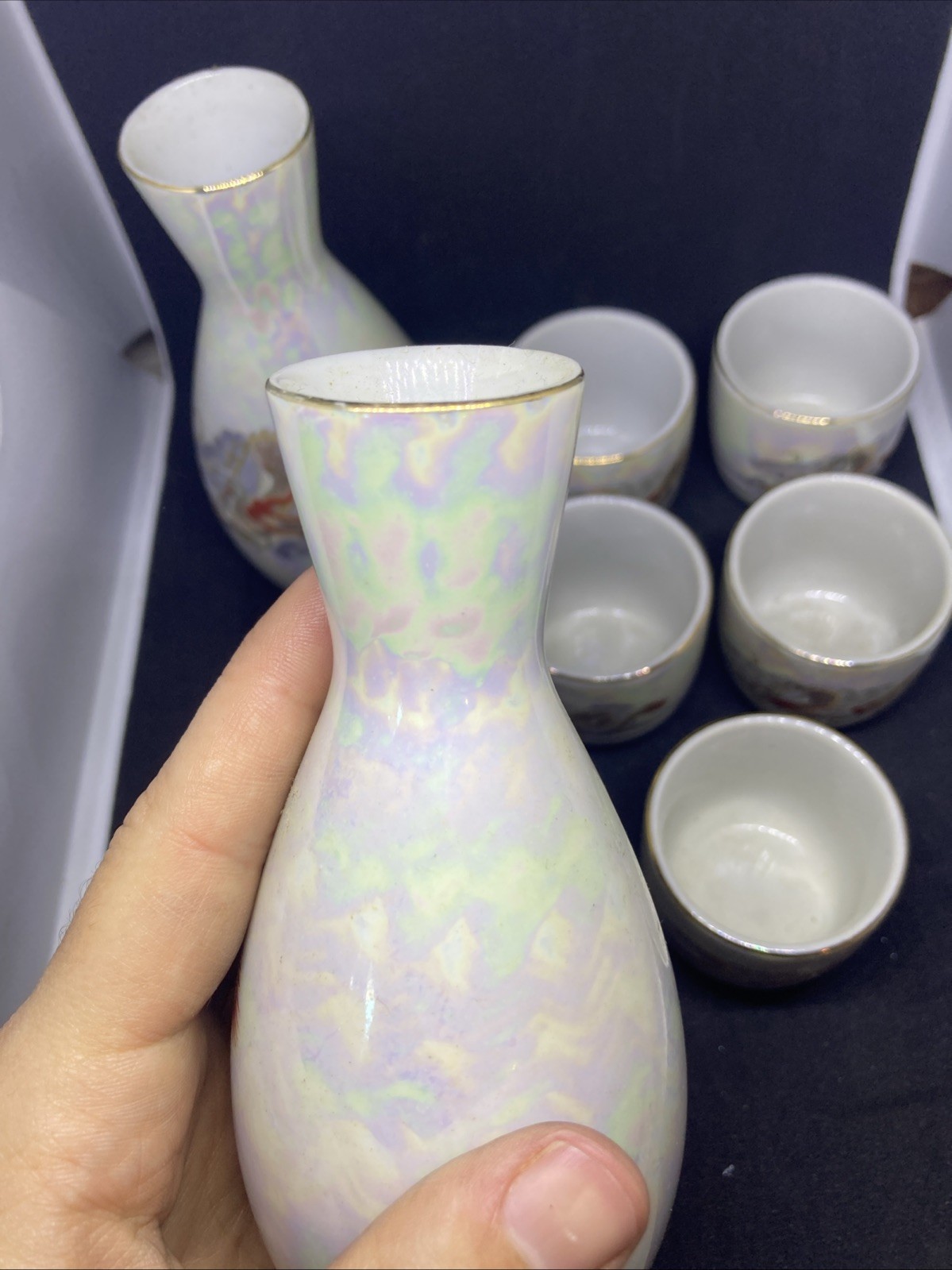 Japanese Fuji Ceramic Sake Set White Golden Drago Gold Trim 7 Piece Set