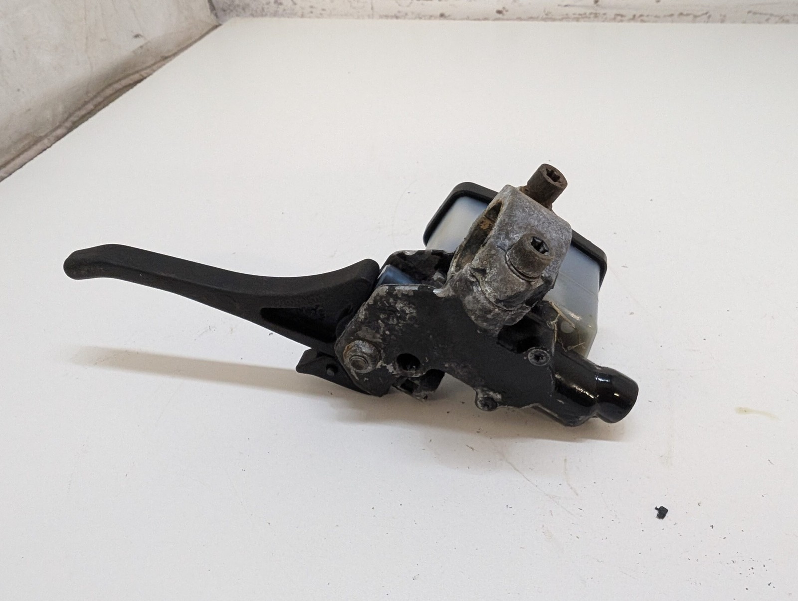 Arctic Cat Used OEM Brake Master Cylinder 0602-943 ZR 500 1998-2008 Bearcat