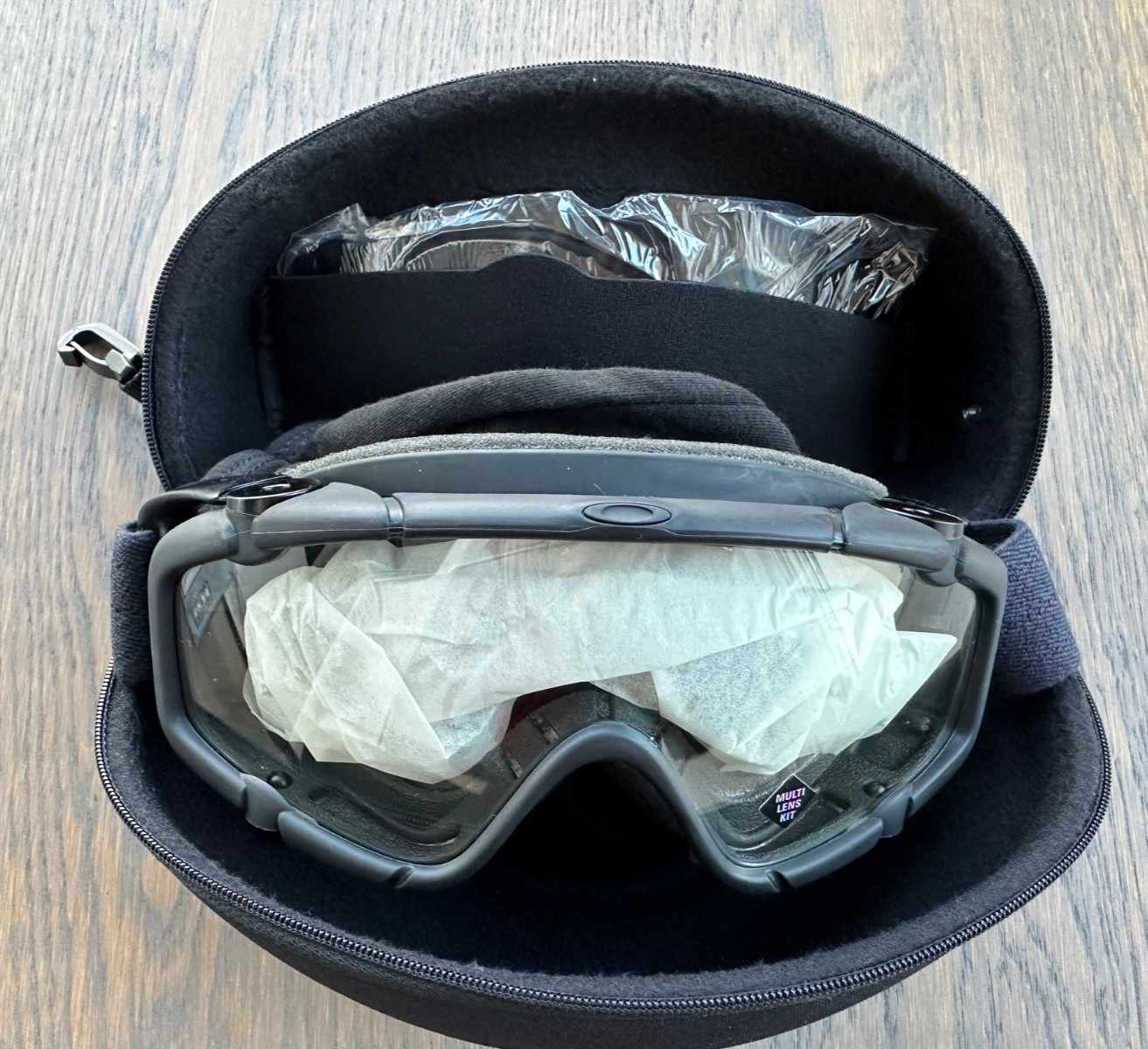 Oakley SI BALLISTIC GOGGLE 1.0 7036 Military, Matte Black Frame, Clear/Grey Lens