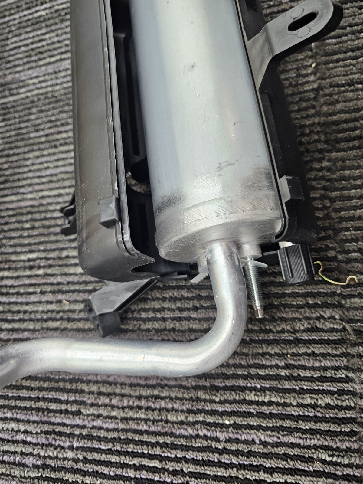 Omega Environmental Technologies 37-23233-AM Accumulator fits Ford F250 350 450