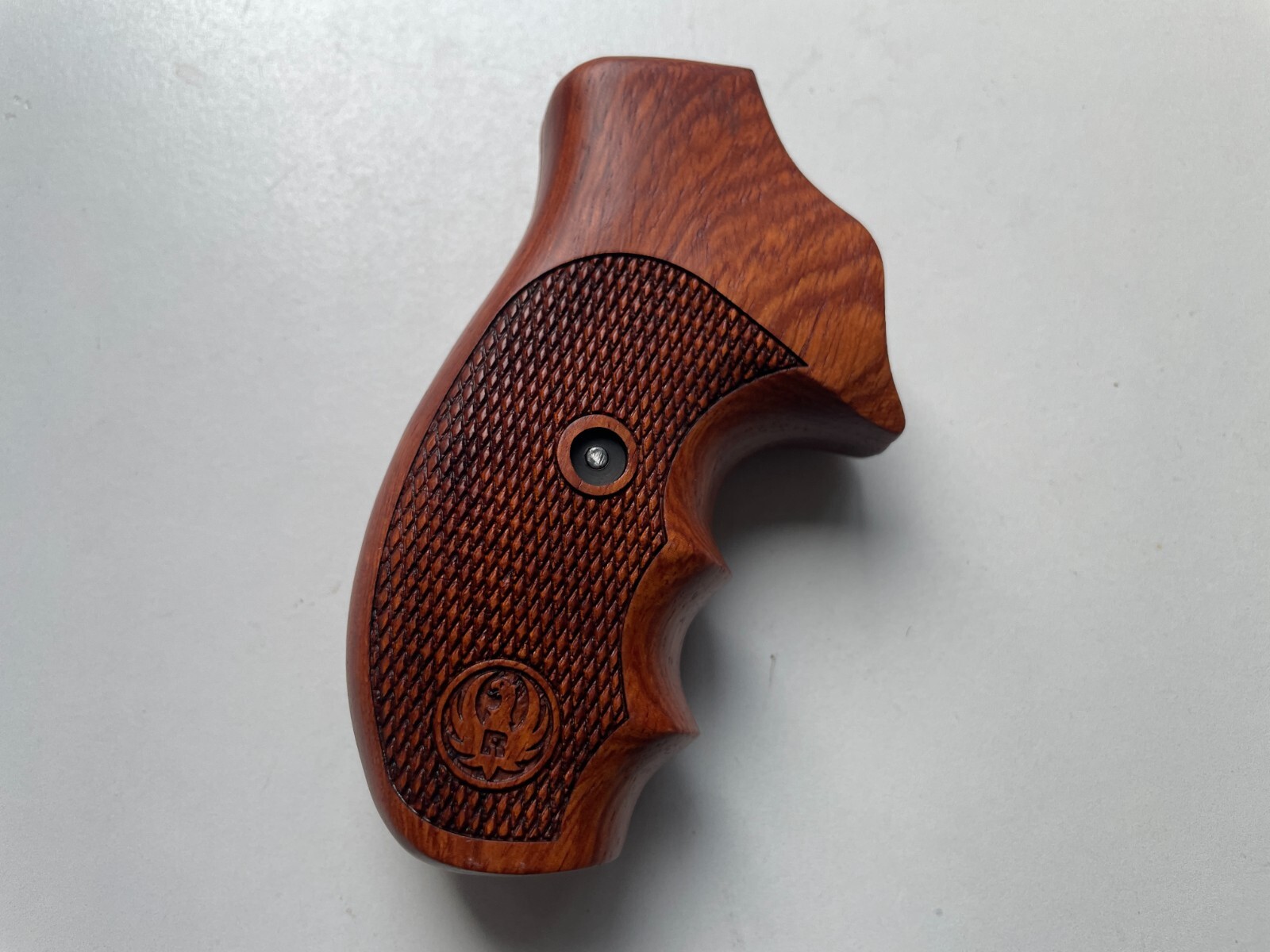 Remade Grip For Ruger SP 101 Checker Hardwood Finger Groove Hardwood decoreate