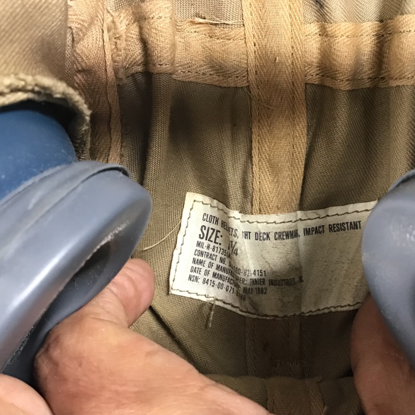 1982 Flight Deck Crewman's Helmet w/Ear Protection Size 7 1/4 MIL-H-81735 (AS)