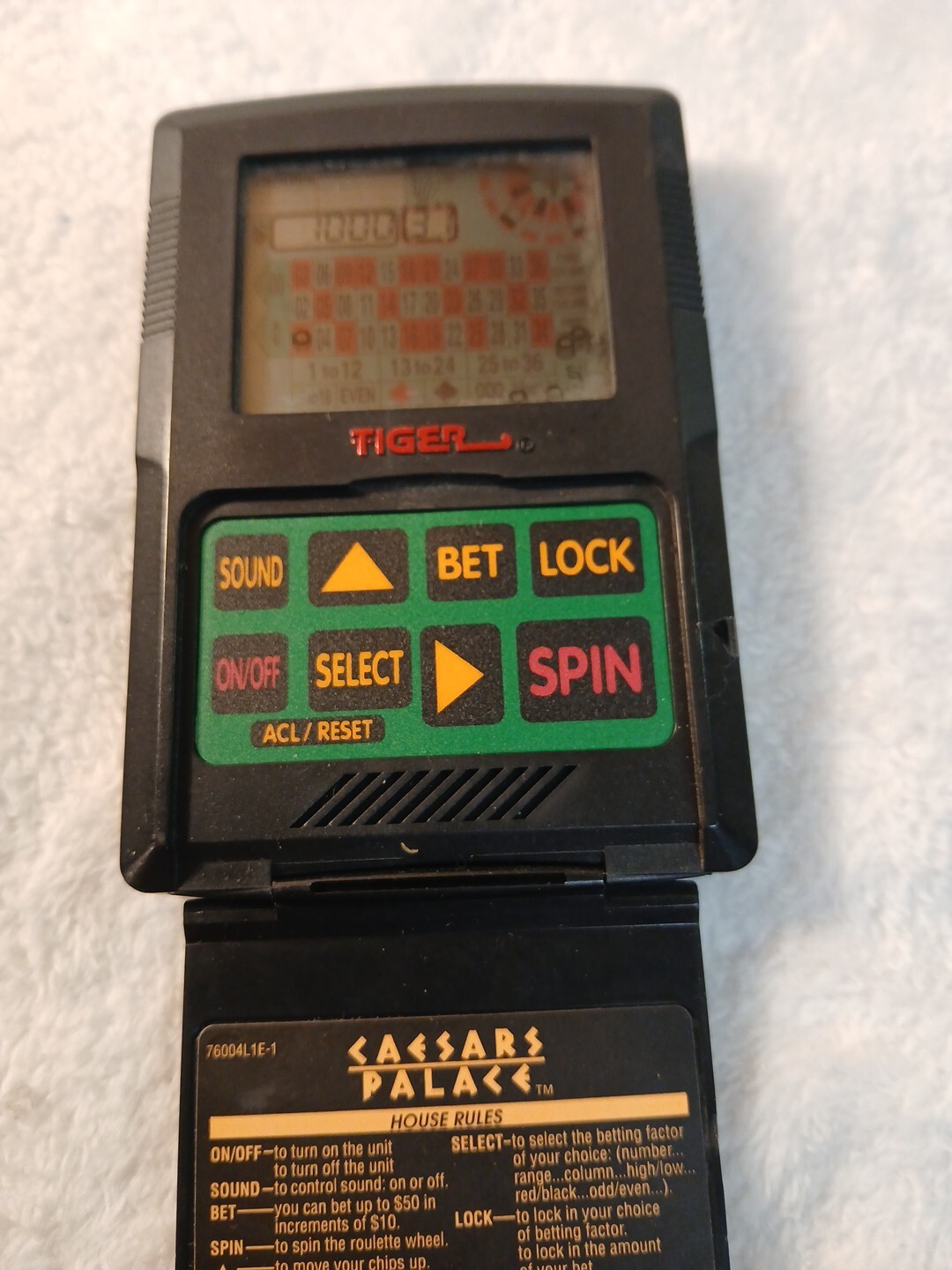 Caesars Palace Roulette 1993 Hand Held Electronic Game By Tiger Electronics VTG