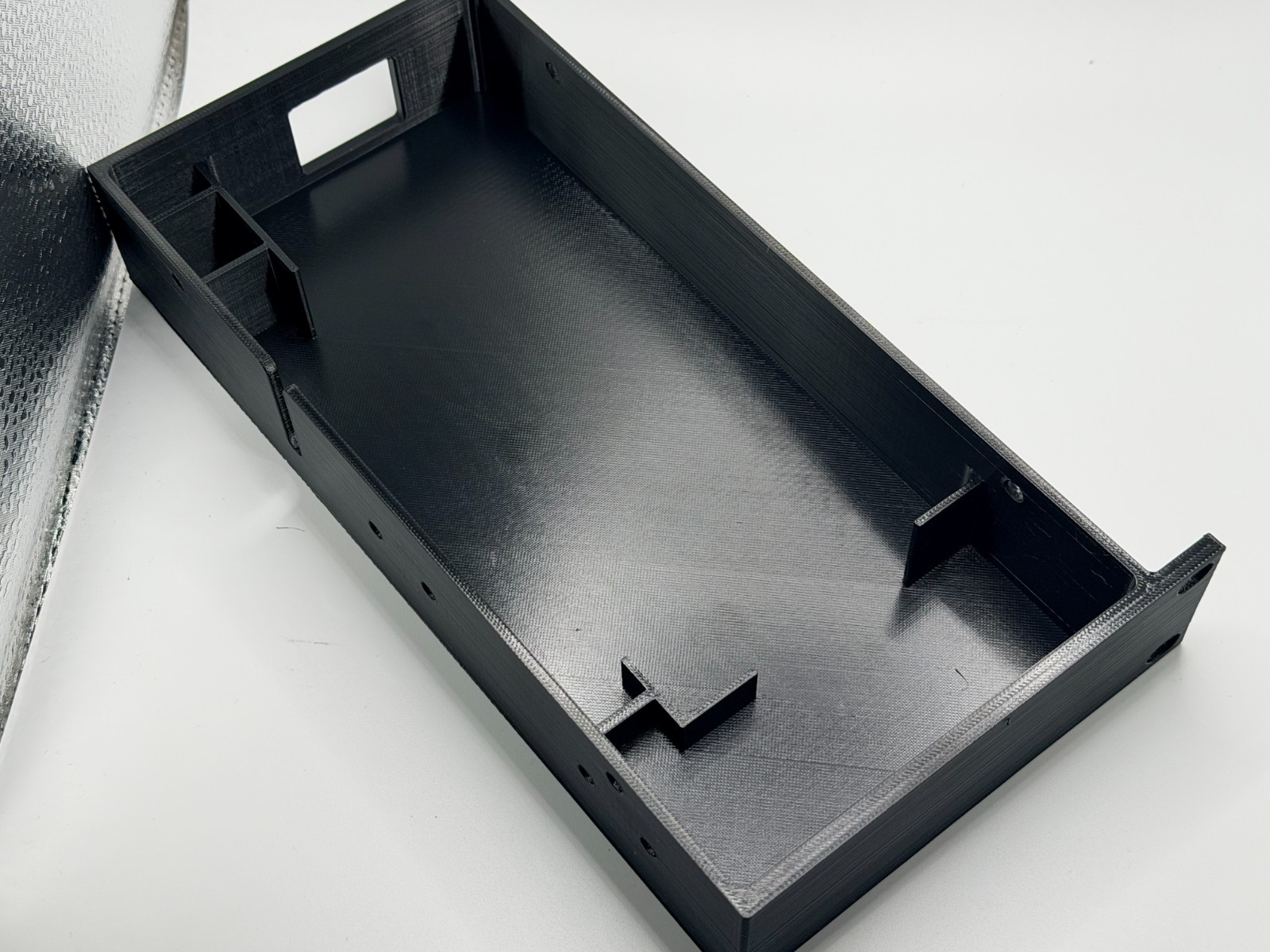 Rack Mount for UniFi USW-Pro-Max-16-PoE – 1U 19" with Right-Angle Tray for PSU