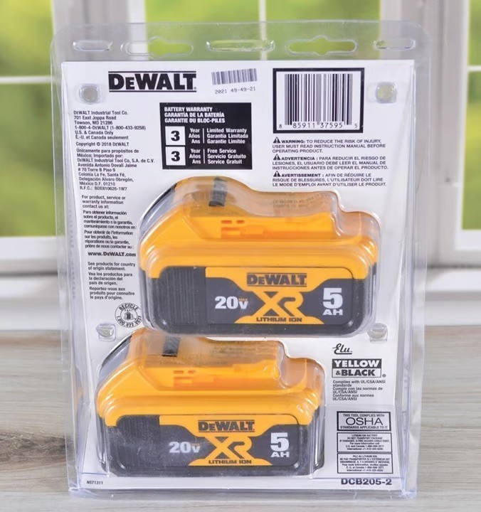 DEWALT 20V MAX XR 5 Ah Lithium Ion Battery Premium High Capacity (DCB205-2)