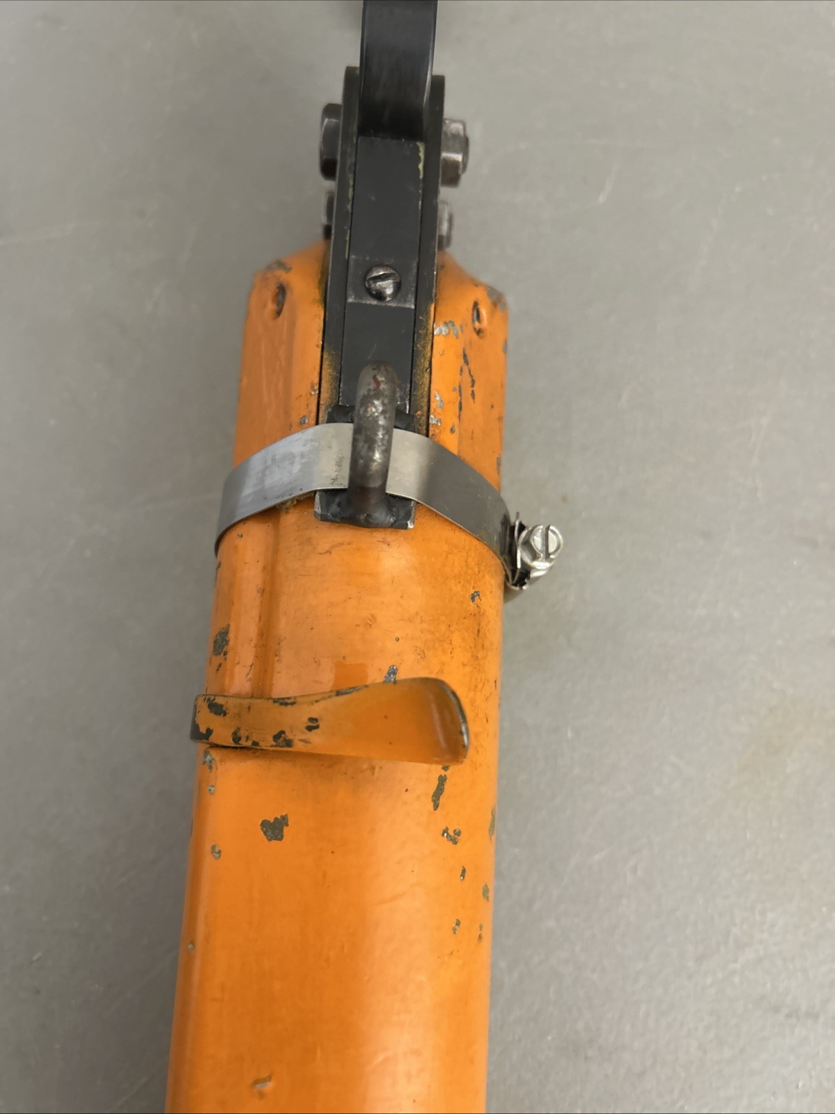 APT 720 Pneumatic Compression Rivet Squeezer air riveter aircraft