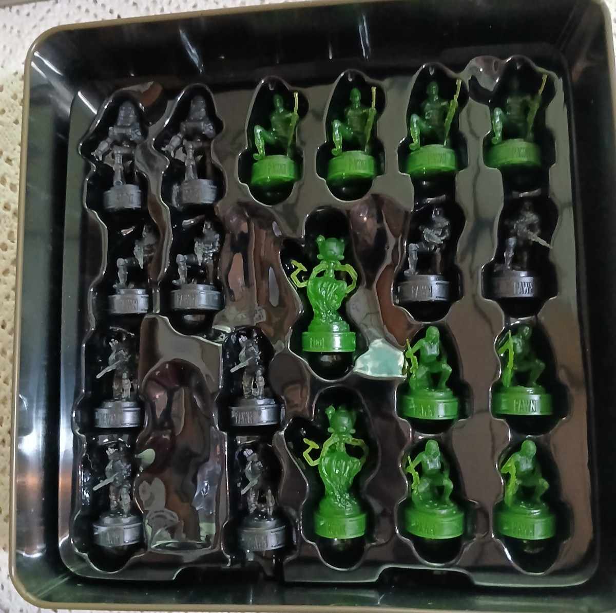 Fallout Chess Set Collector Tin Gamestop Exclusive Never used board in plastic