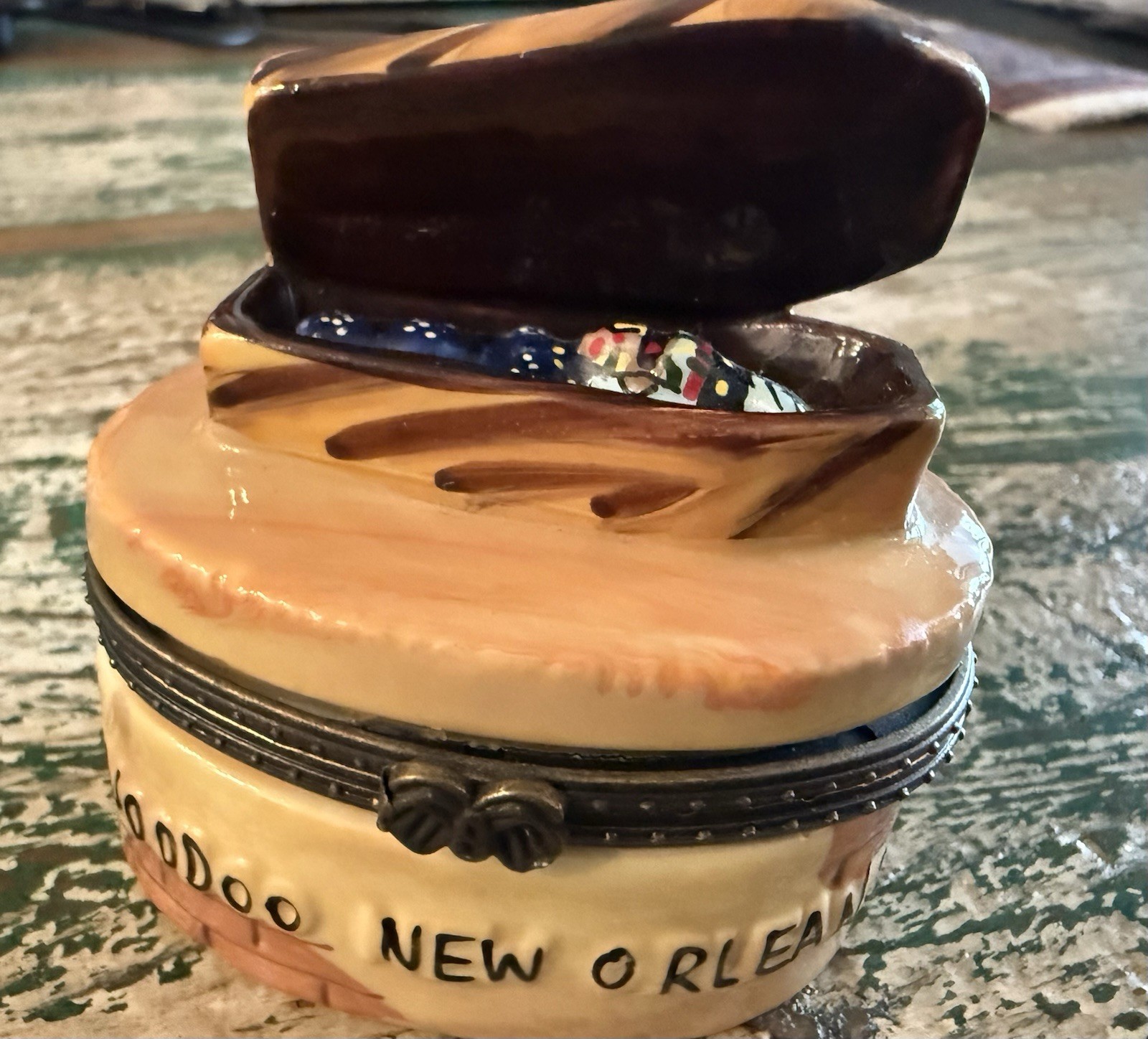 Voodoo New Orleans Trinket Box Coffin with VooDoo Doll Spooky VG