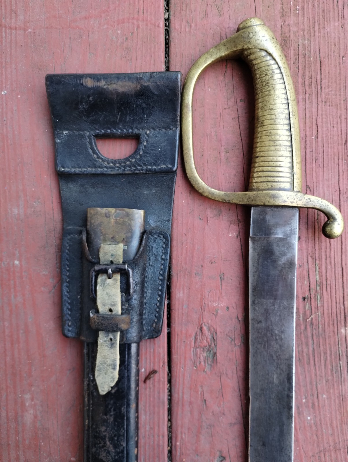 Swiss Army Short Sword / Hanger with sheath 19th cent