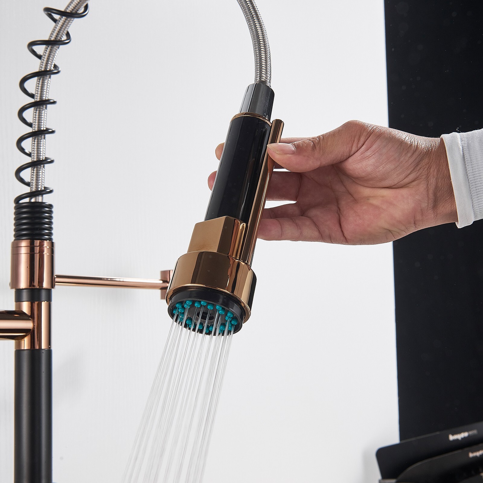 Black Rose Gold Kitchen Faucet Pull Down Sprayer Swivel Single Handle Sink Mixer