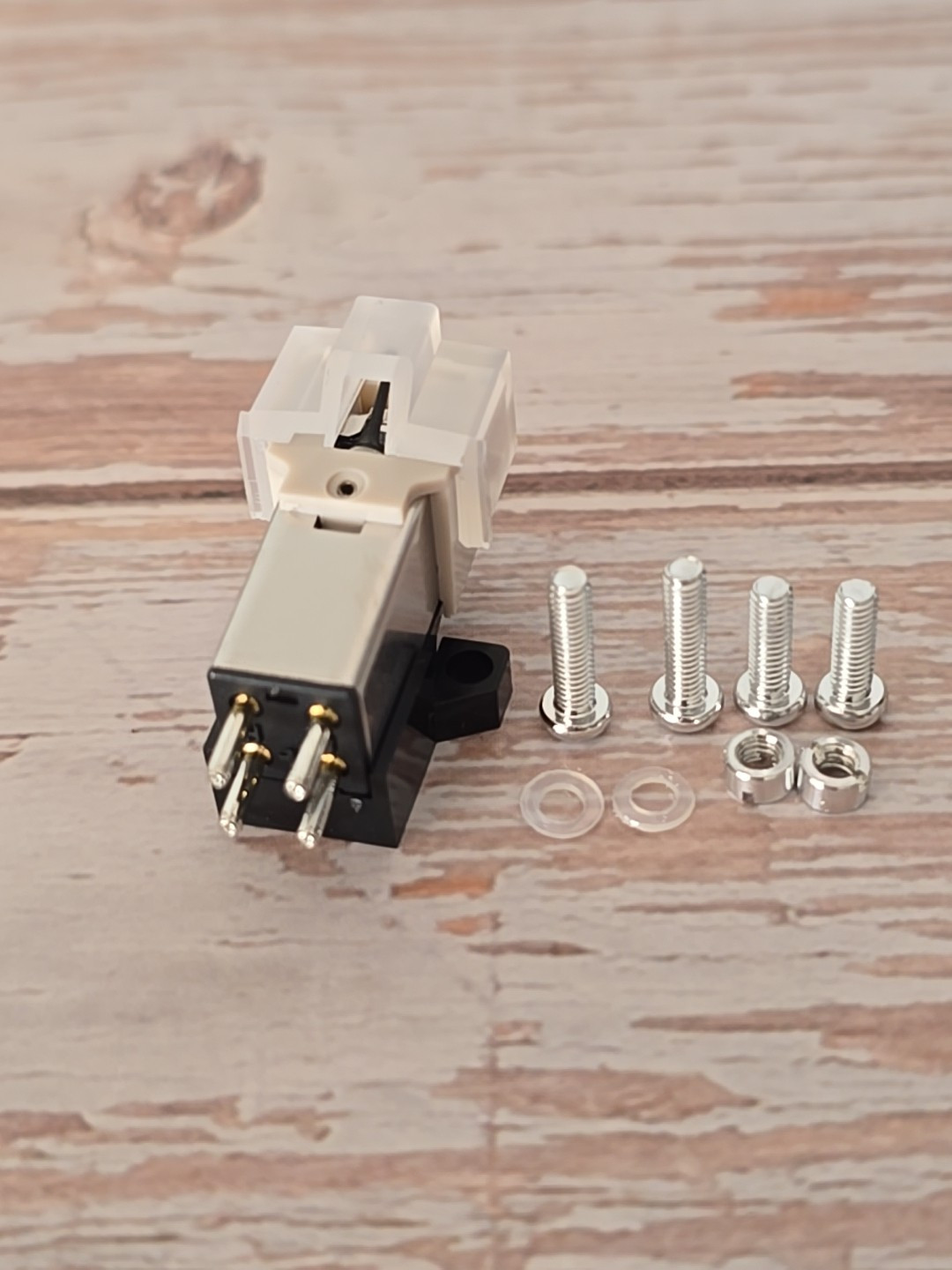 AT3600L Dynamic Turntable Cartridge For Audio-Technica Includes Hardware. Boxed