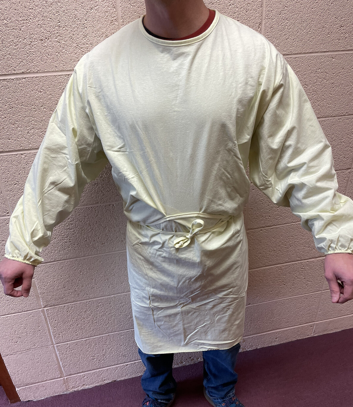 50 X Washable Re-Usable Isolation Surgical Gown Yellow Knit ELASTIC CUFFS