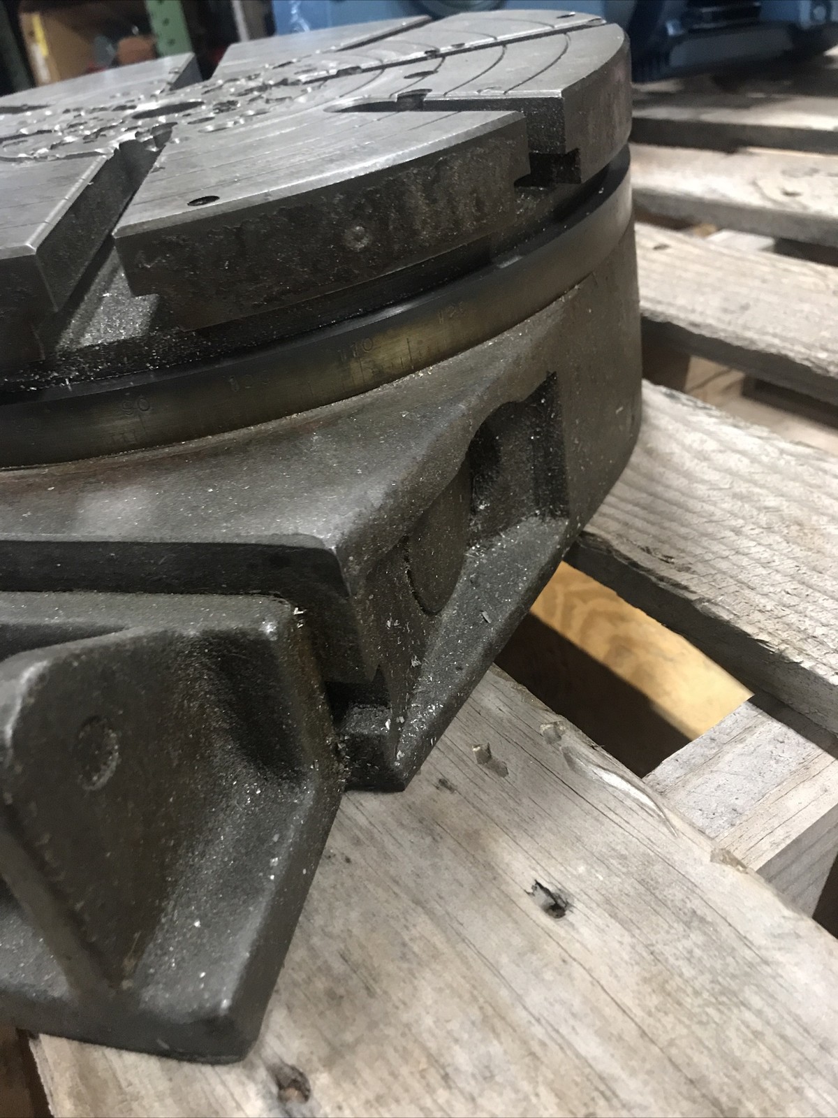 BRIDGEPORT #12 ROTARY TABLE Low Profile Handle