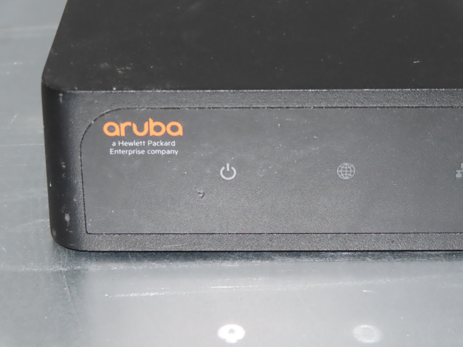 Aruba ARCN9004LTE Gateway LTE Cellular Router * no antenna - no power adapter *
