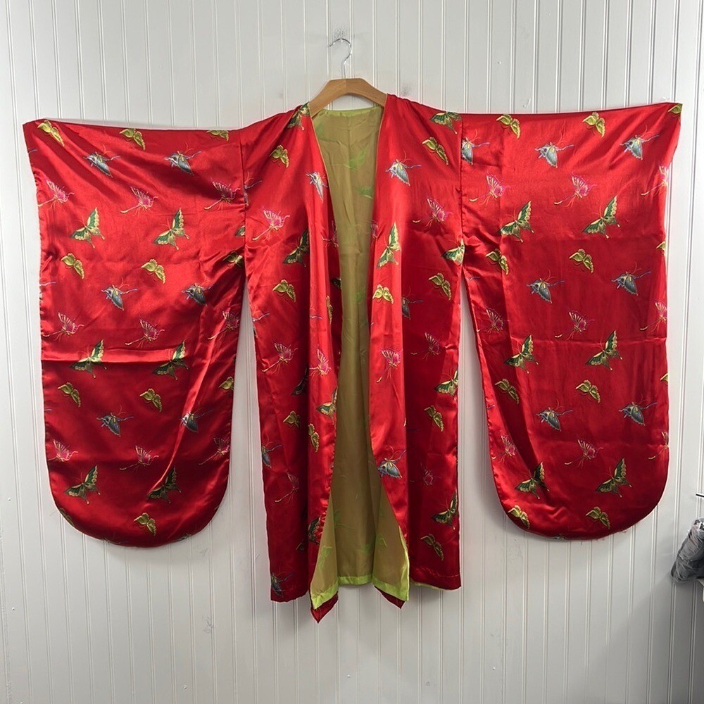 Red Satin Butterfly Japanese Style Kimono Jacket Womens Medium Gold Lining