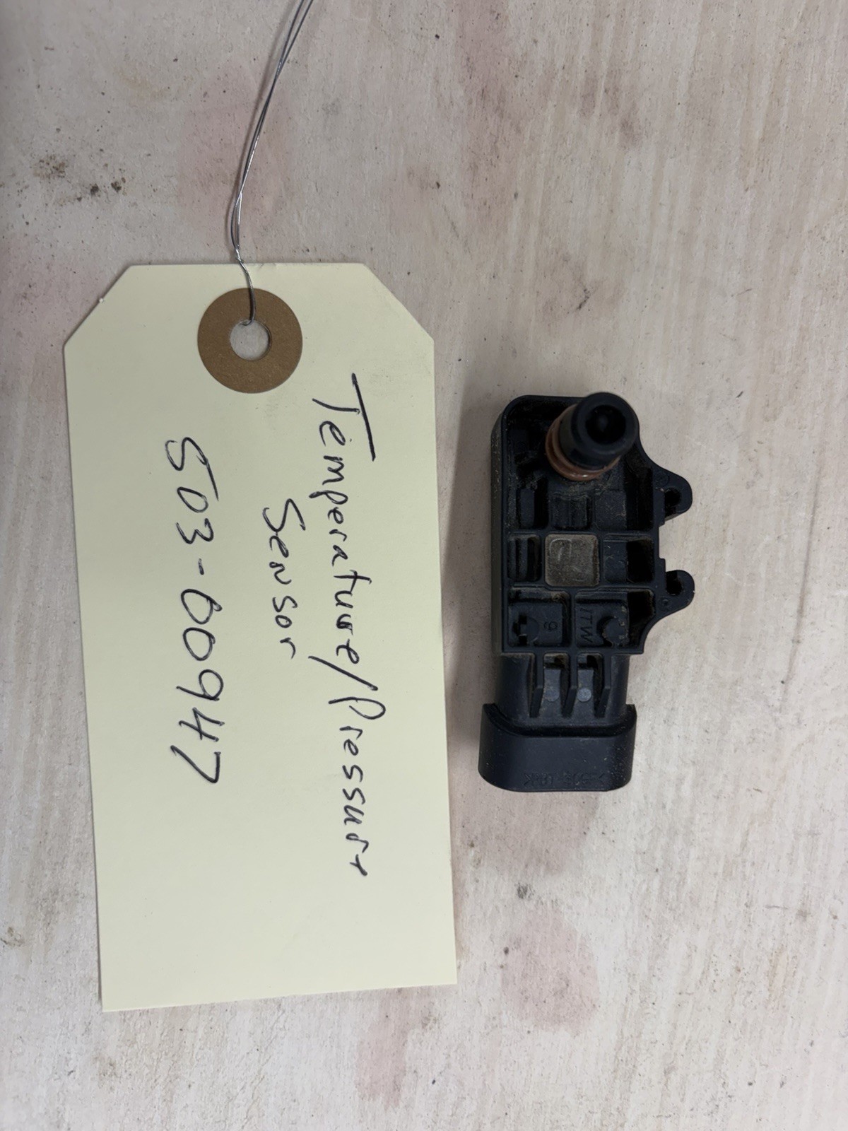 2017 Cub Cadet Challenger 750 Temperature Pressure Sensor 503-00947 Used