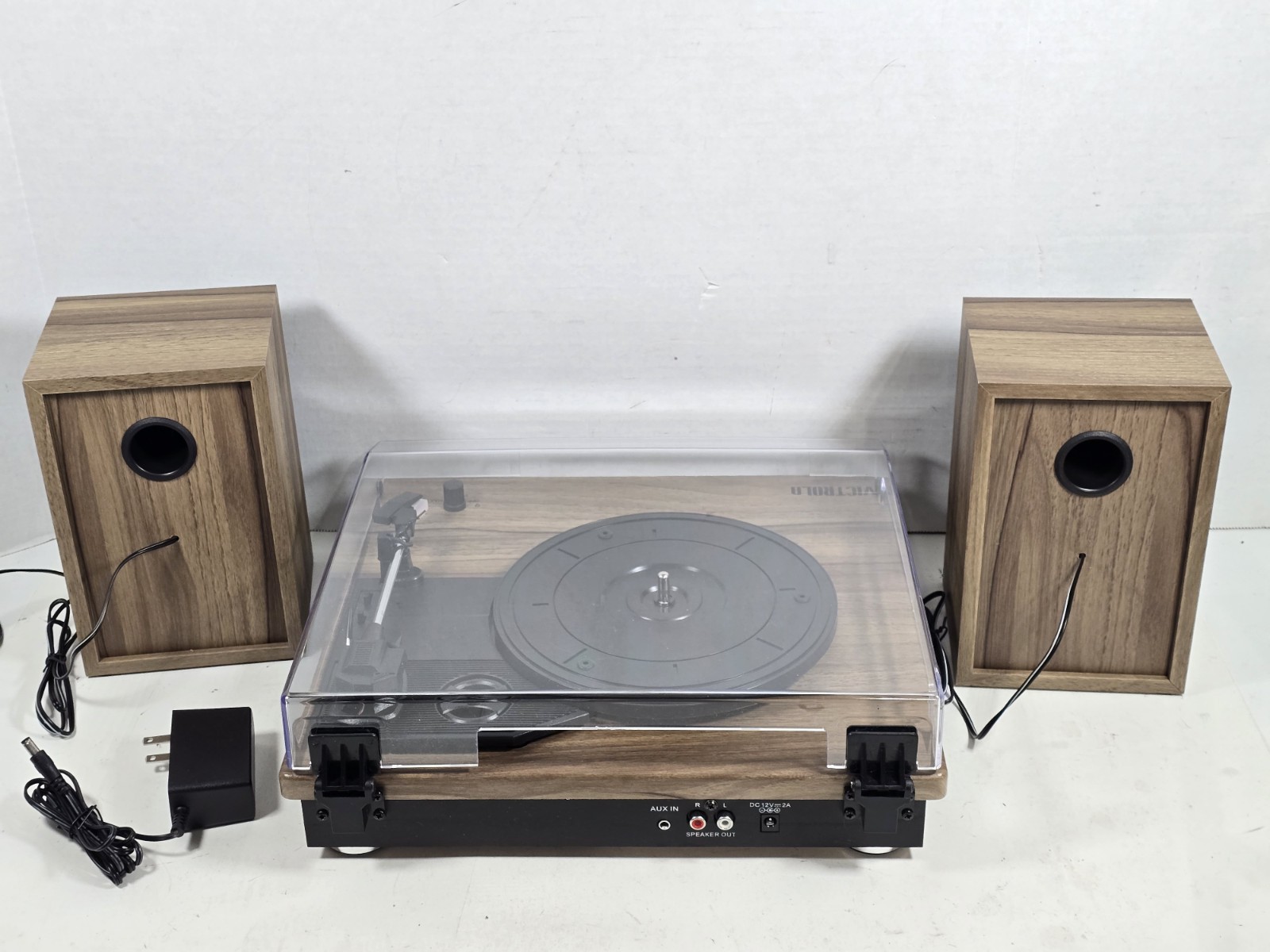 Victrola Montauk VM135 3-Speed Bluetooth Record Player Turntable w/ Speakers