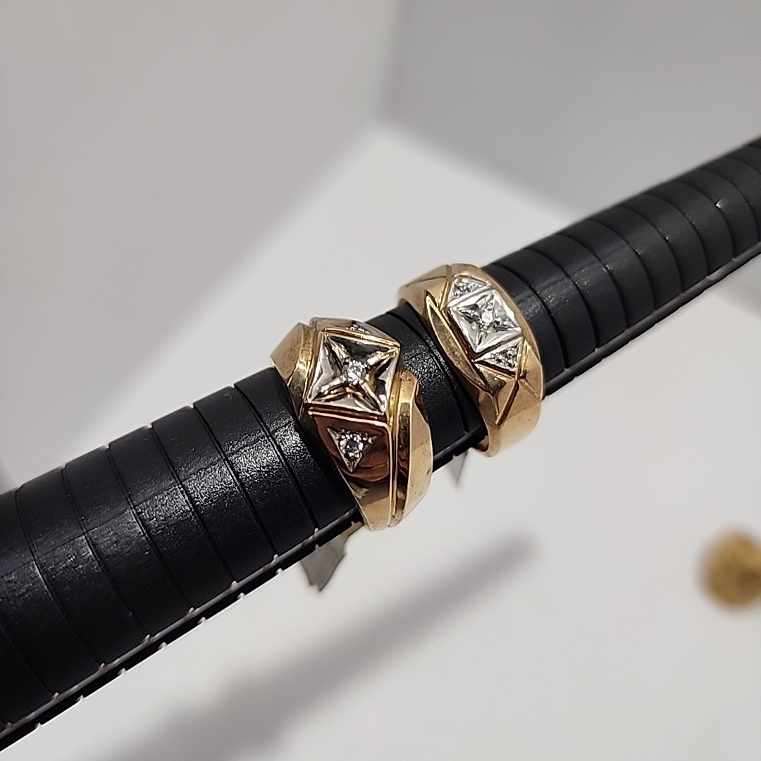 Lot Of 20 Brass Jewelry Rings Mixed Sex And Size Unbranded