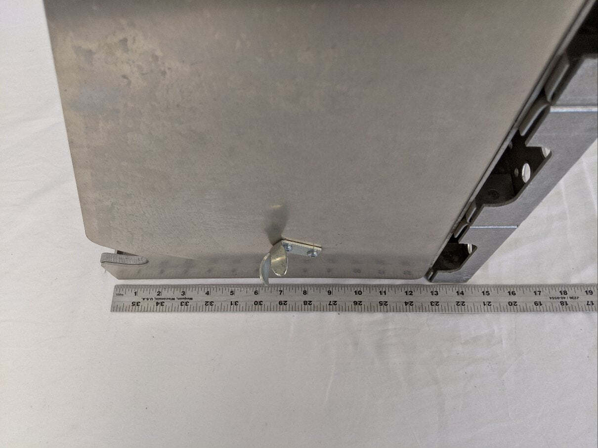 Used Freightliner Plain w/ Steps ST SSR 3 Battery Box Cover - P/N A06-61816-004