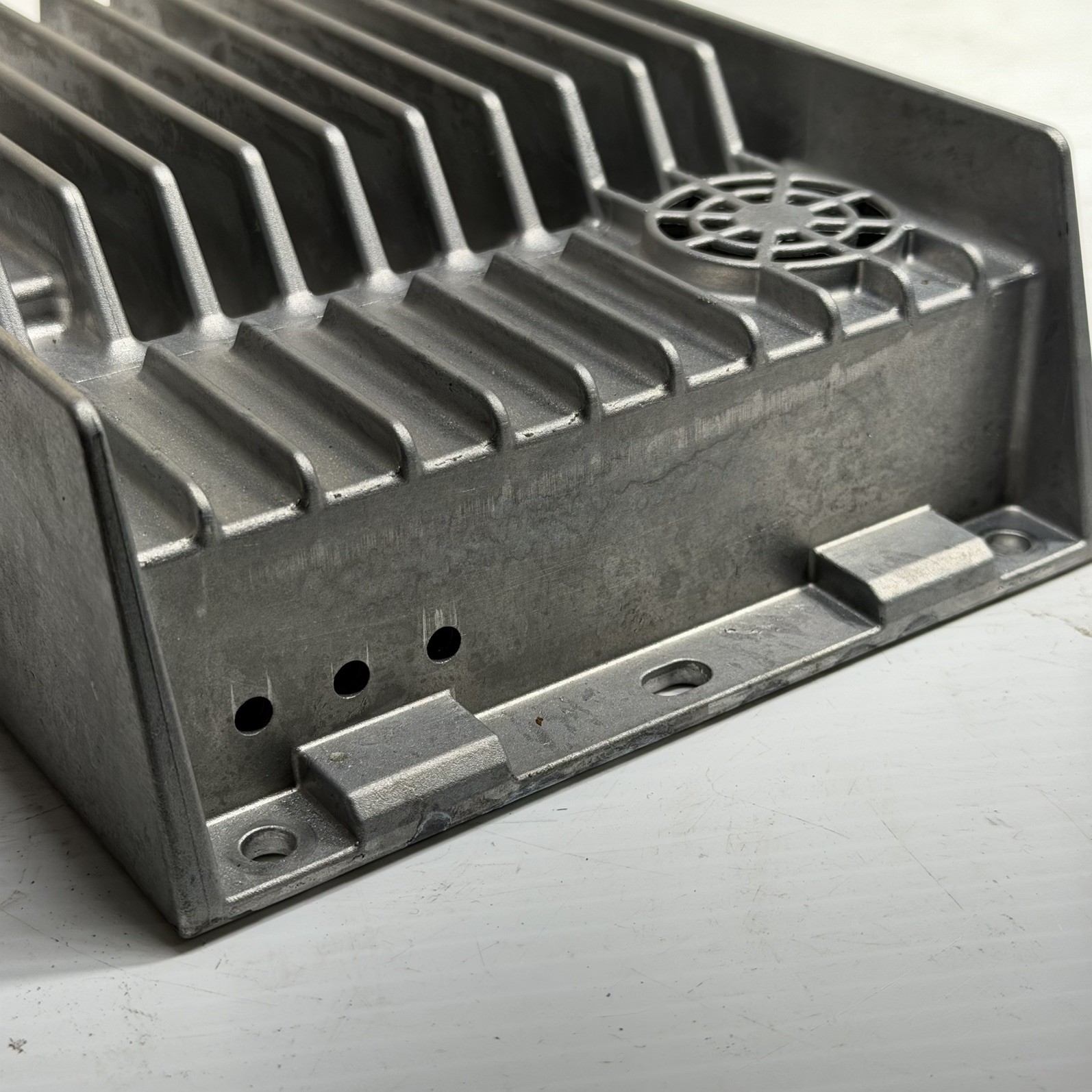 08-17 Mercedes W204 C250 C350 E350 Amplifier Amp Harman/Becker 2049007806 Oem