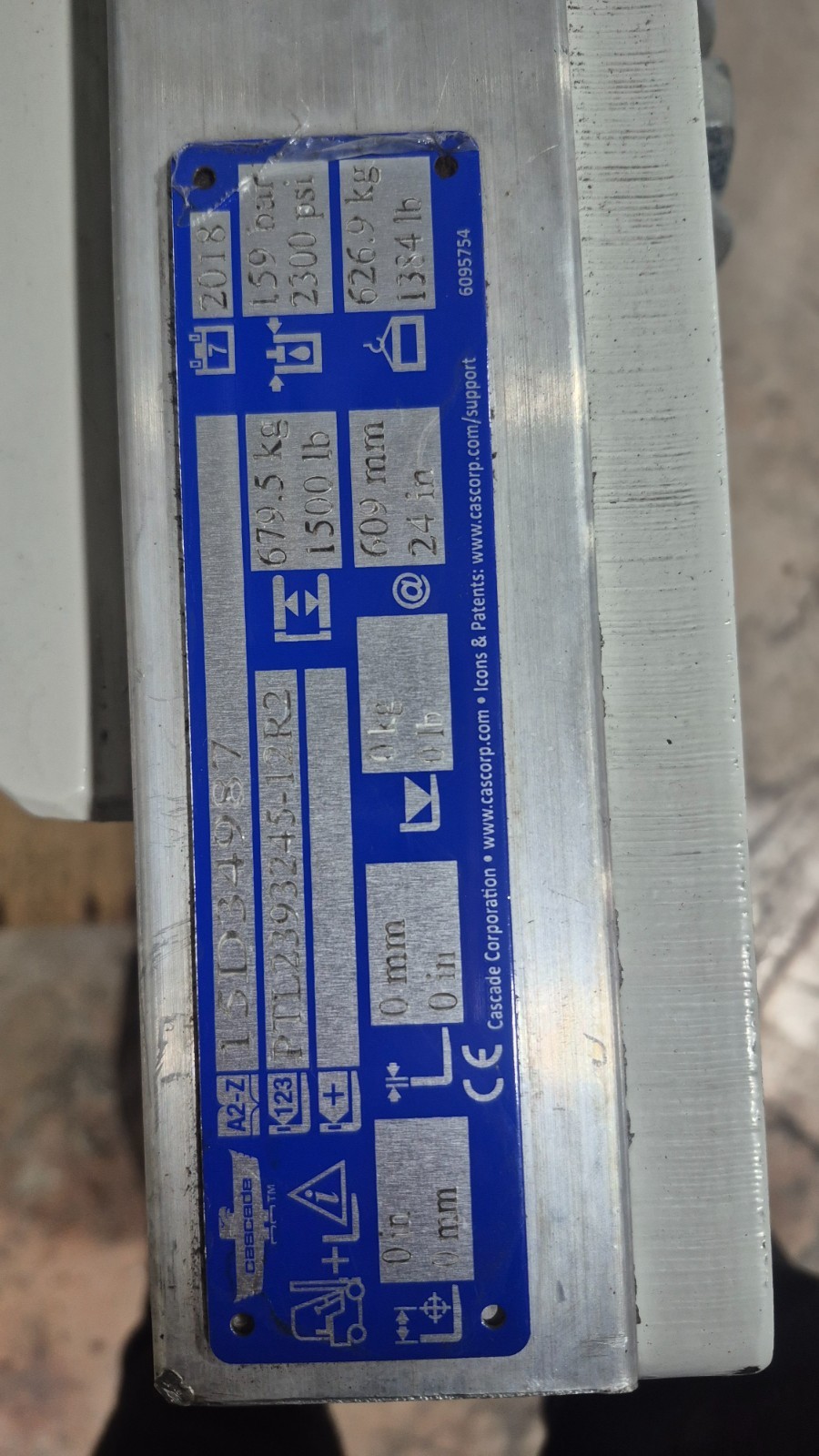 Cascade Class 2 Carton Clamp 54X34 Pads 15D