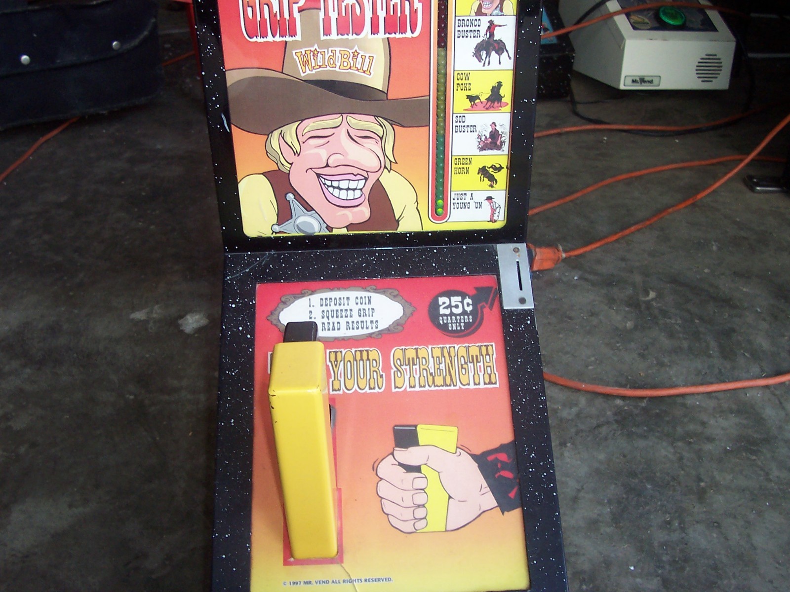 Mr Vend Talking Hand Grip Test Strength Game Arcade .25 Cent - WorksGREAT RARE!