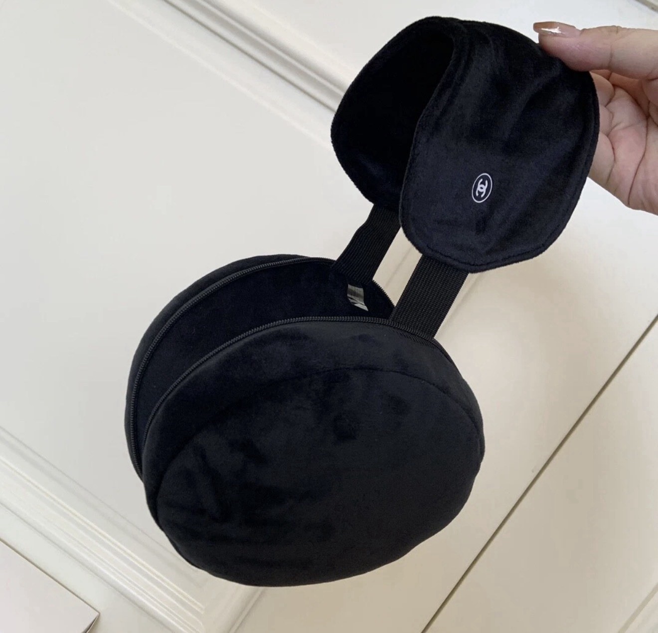 CHANEL BEAUTE Travel Pillow Sleeping Eye Mask Velvet GWP with Box