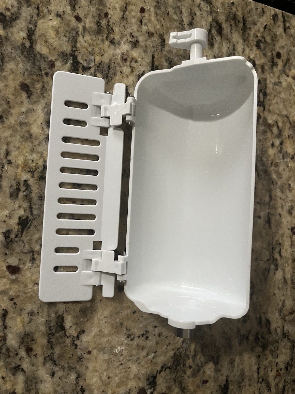 OEM Part, Ice Tray Scoop Flap Arm for Insignia Portable Ice Maker NS-IMP26SL0