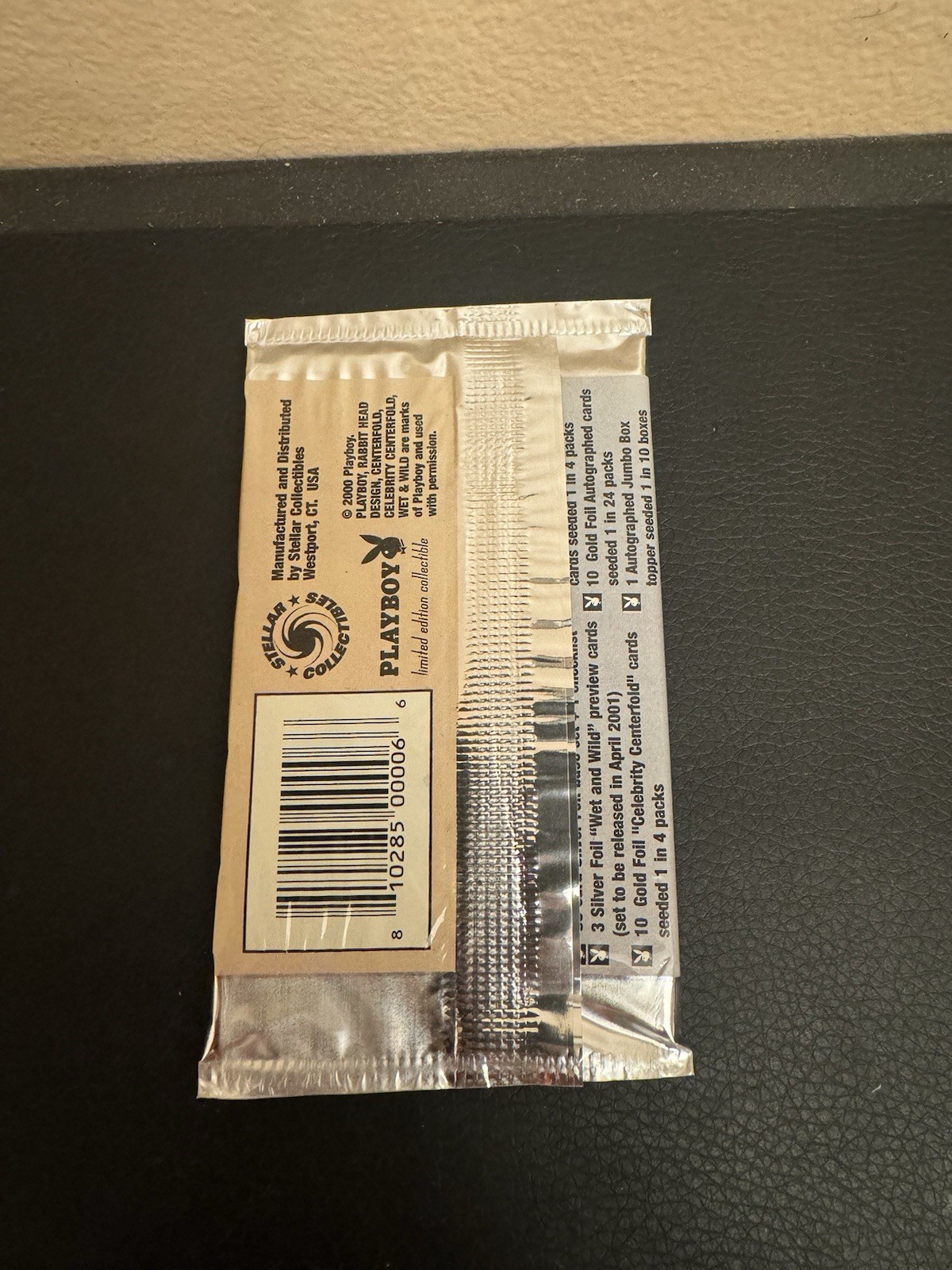 Playboy Centerfolds Of The Century Card Pack - Pamela On Cover - 10 Cards 2000