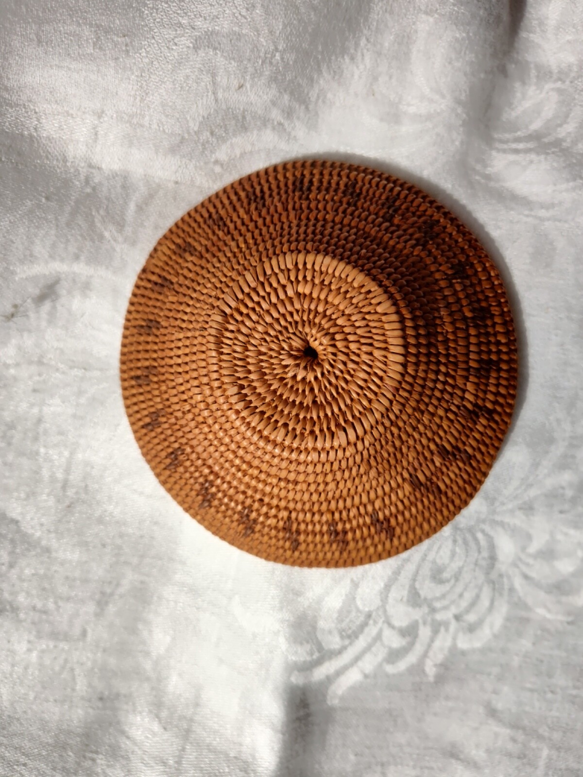 Unusual Havasupai Basket Cup with Tray/Saucer - cute, un-damaged basket set