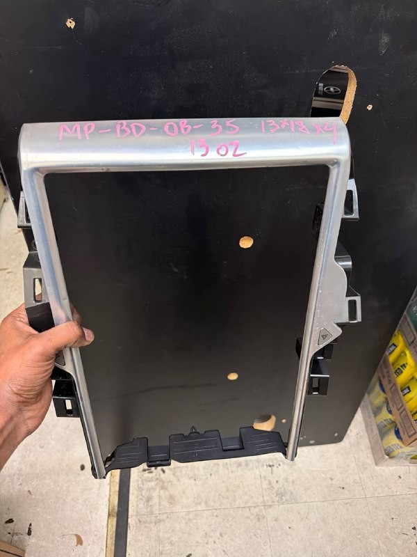 Tesla Model S/X OEM MCU Media Control Unit Touch Screen 6008905-00-C, 1002294-00