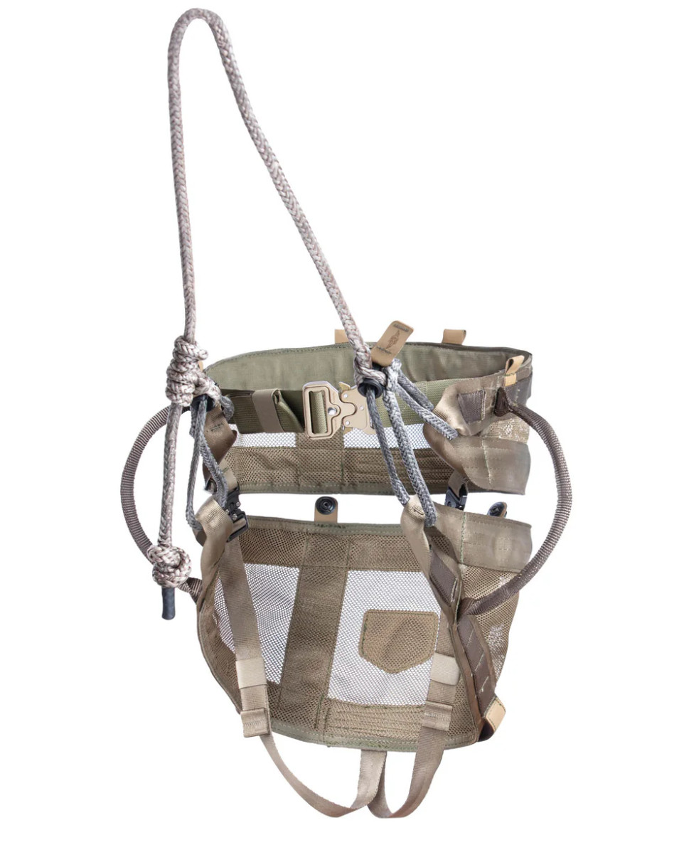 Tethrd Carnivore Two Panel Saddle Size Regular New