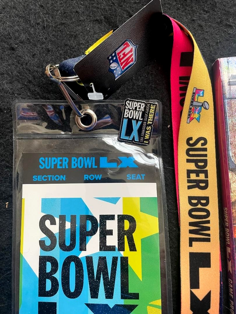 7pc NFL SB 60 LX Seattle Seahawks Program Lanyards Ticketholder Pin Package