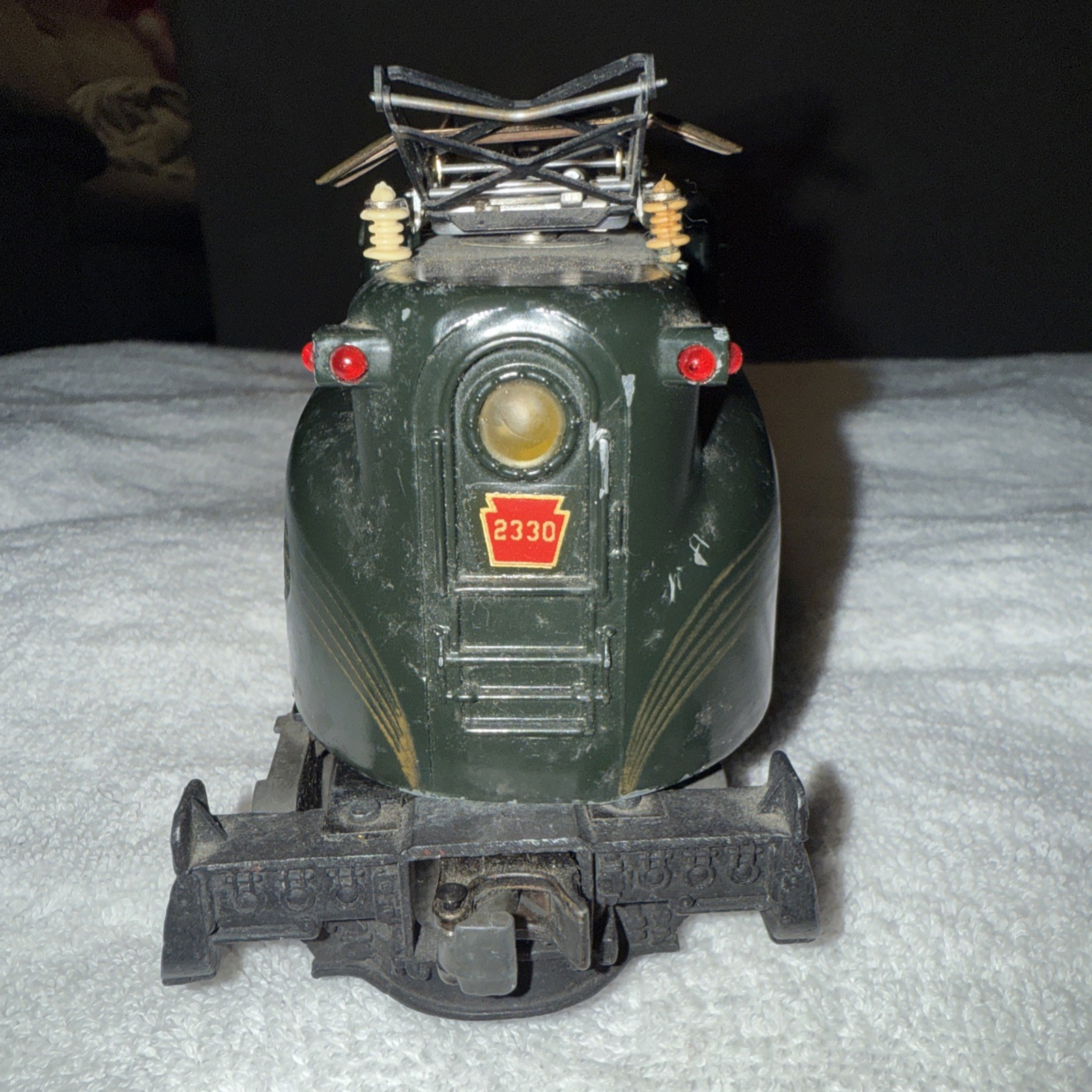 (B) Lionel O Gauge 2330 Pennsylvania GG-1 Electric Locomotive 5 Stripe Green