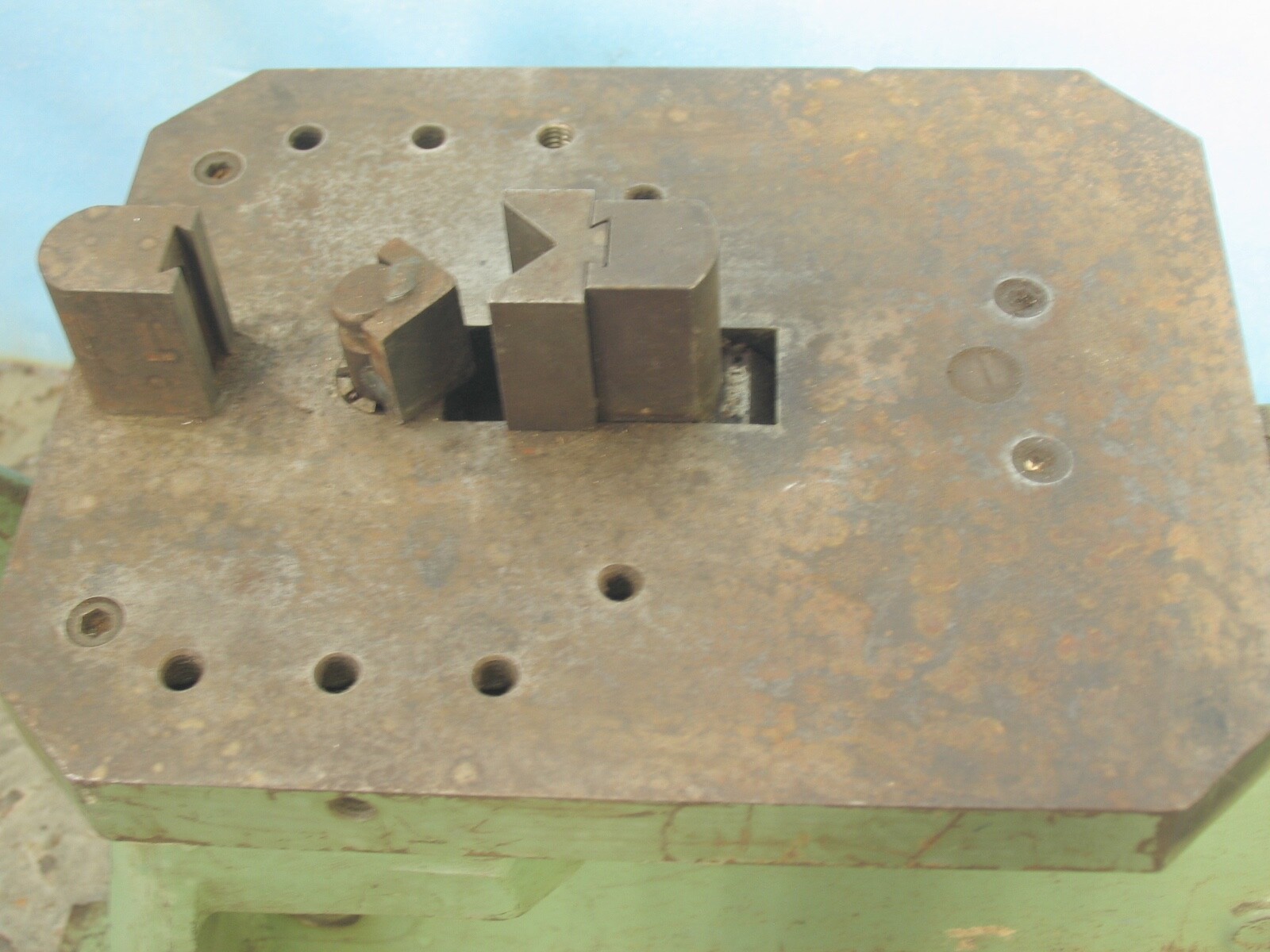 Multiform Bender J.A RICHARDS #4HDC-674